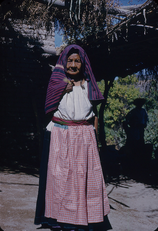 kvinna, förkläde, porträtt, sjal, gammal, äldre, fotografi, photograph