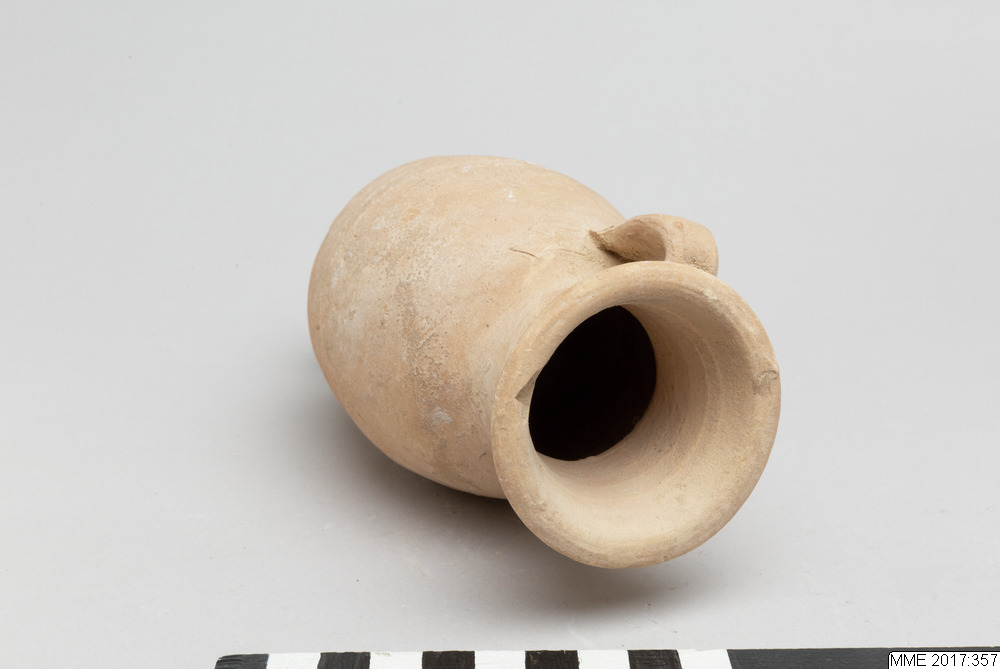 Oinochoe