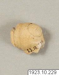 Lergodsfragment, figur: djur: fågel, sculpture, figure