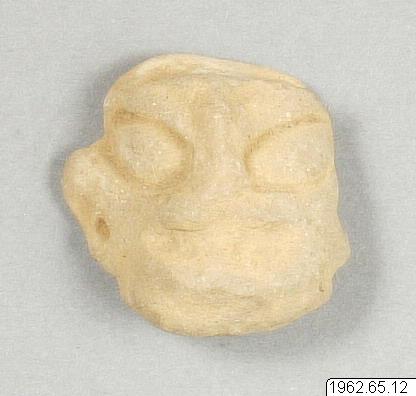Keramikfragment., figur: människa; huvud, sculpture, figure, Figurilla
