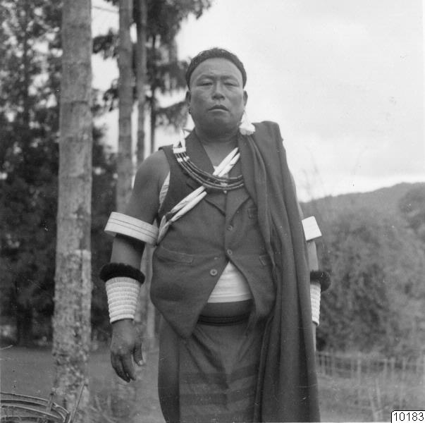 costume, chieftain, portrait, surface guide sell, photograph, ph