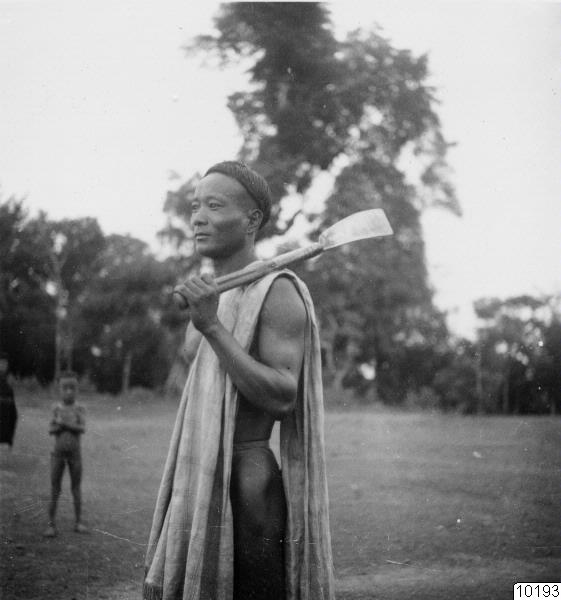 huggvapen, vapen, mansporträtt, porträtt, dao, fotografi, photograph