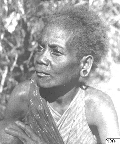group portraits, bambukam, camps, portraits, huts, grass bands, photography, ph
